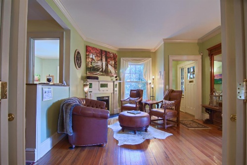 North Lodge on Oakland Bed and Breakfast image 24